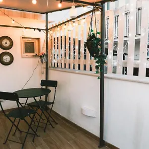 Gasthuis Dimora Petra -suites-, Bari