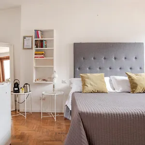 Landlord 71 - Guest house